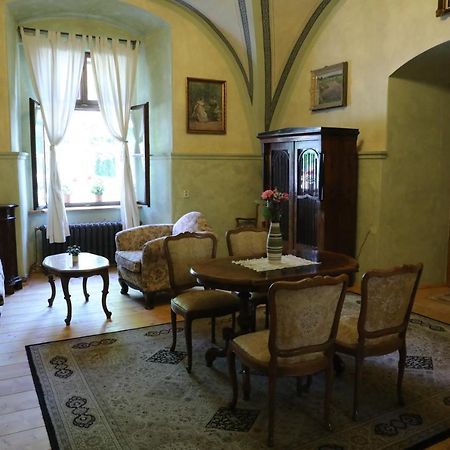 Historicke Apartmany Zelenohorska Posta Nepomuk Extérieur photo